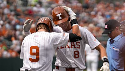 Texas holds its place in Big 12 championship chase with series-opening win at UCF