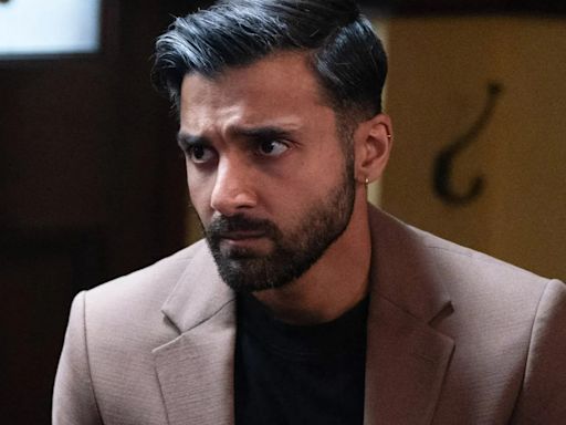 EastEnders' Vinny Panesar shock exit as he flees Walford - directly into a trap