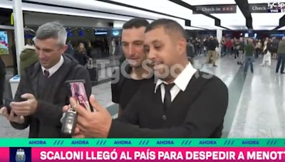 El último adiós al Flaco Menotti: Lionel Scaloni llegó al país para el homenaje en la AFA