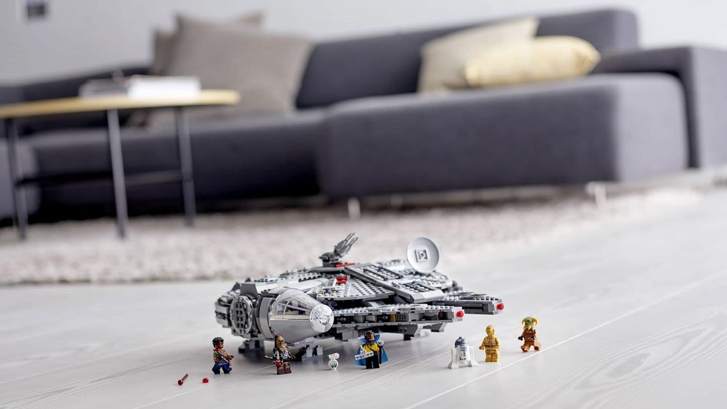 Amazon Is Having a Huge Sale on Lego Sets This Weekend