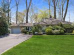 13 Tulip Dr, Glen Cove NY 11542