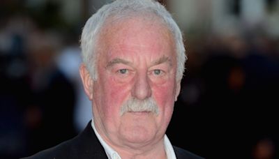 Bernard Hill Dies: 'Titanic' & 'Lord of the Rings' Star Was 79