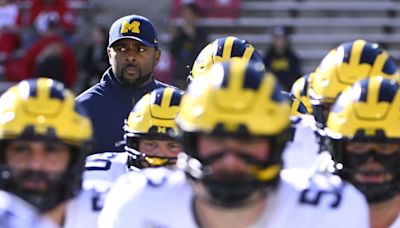 WATCH: Sherrone Moore builds his perfect Michigan offensive lineman