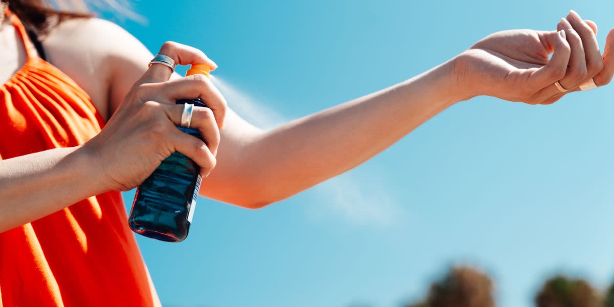 The Biggest Mistakes People Make With Sunscreen, According To Dermatologists