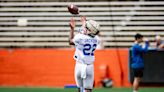 Florida football names surprise freshman starter on depth chart ahead of season opener