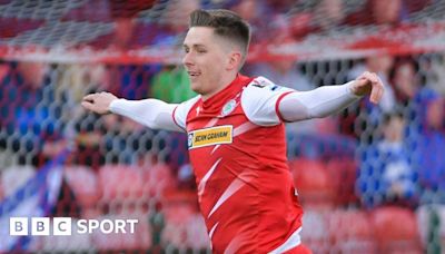 Uefa Conference League: Cliftonville's Ryan Curran feared career was over during injury woes