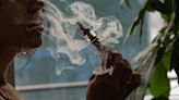 Más adolescentes adictos a cigarrillos electrónicos con altas dosis de nicotina