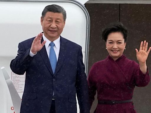 China's Xi Jinping visits France to work through global crises