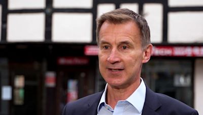 Jeremy Hunt donates £32,000 of own money to local party amid 'neck and neck' fight to keep seat