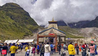 "If you can't walk, don't go": Video exposes animal abuse in Kedarnath; netizens express anger over mistreatment