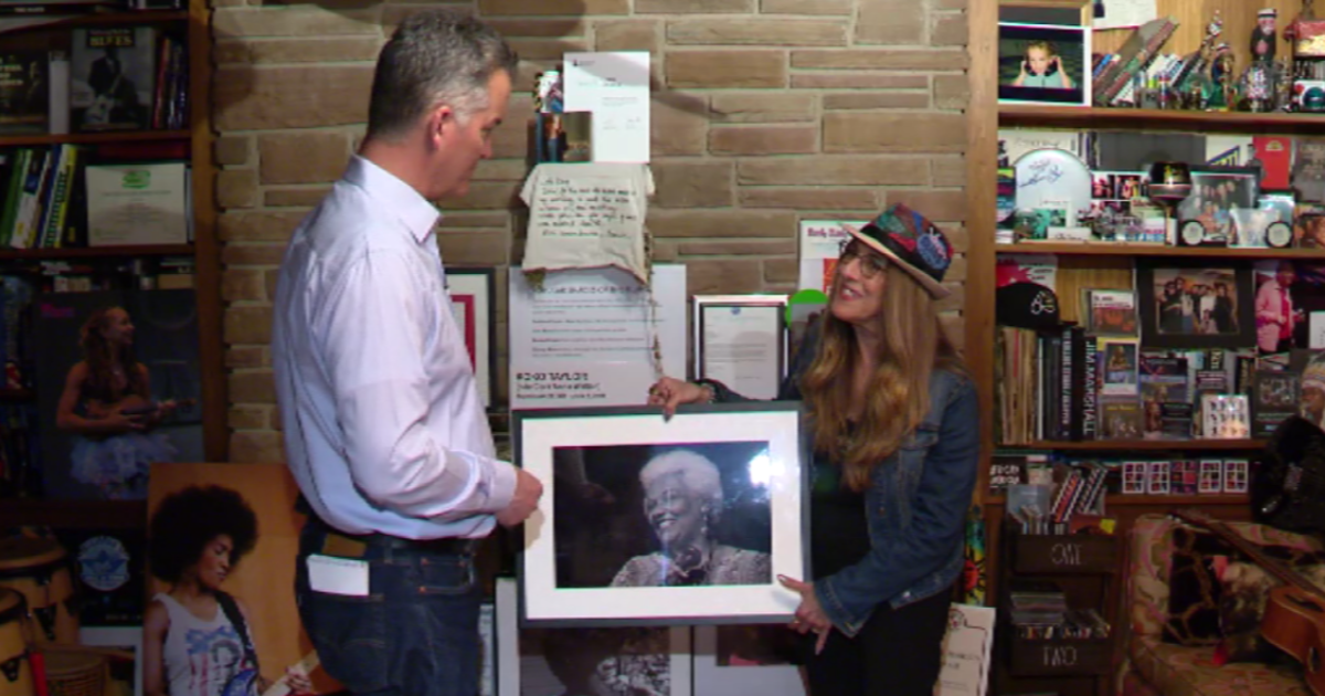 Chicago woman's mission is to document history of female blues legends