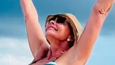 Jaime Pressly shows off her incredible summer body on 47th birthday