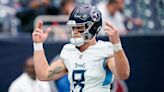 Titans QB Shows Support for Special Olympics