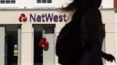 NatWest Boosts Full-Year Revenue Forecast as NII Tops Estimates