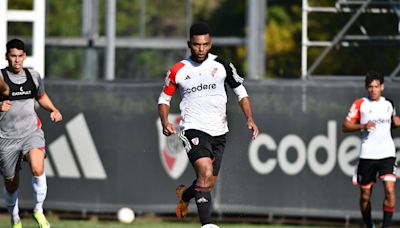 Miguel Borja anota en amistoso de River Plate ante Tigre