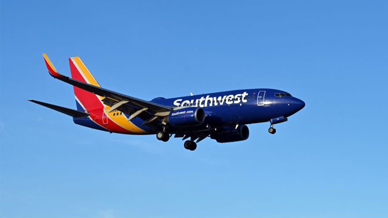 SFO-bound Southwest flight makes emergency landing