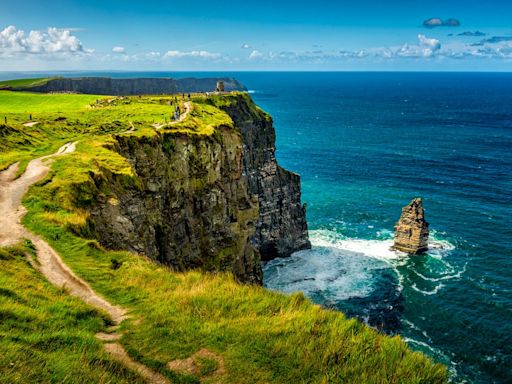 Young woman dies after falling from Cliffs of Moher in Ireland
