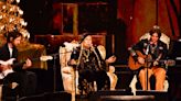 Joni Mitchell Delivers an All-Time Performance of ‘Both Sides Now’ in Her Grammy Debut