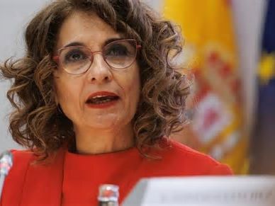 María Jesús Montero, el relevo natural de Sánchez al frente del Gobierno