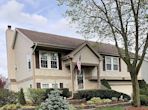 4785 Green Bridge Ln, Hanover Park IL 60133