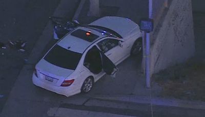 Woman found shot inside Mercedes near 105 Freeway in South Los Angeles; investigation underway