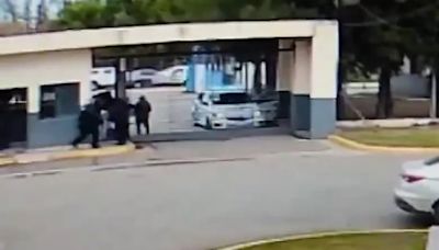 La insólita fuga de un detenido que se robó un patrullero en medio de un traslado