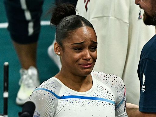 JO de Paris : la gymnaste Mélanie de Jesus dos Santos en larmes après sa contre-performance