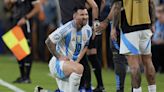 Messi confesó que jugó ante Chile con algunas molestias físicas y encendió las alarmas en Argentina - El Diario NY