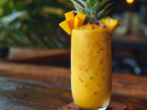 Cómo preparar el jugo détox de piña ideal para cenar y bajar de peso | RECETA FÁCIL