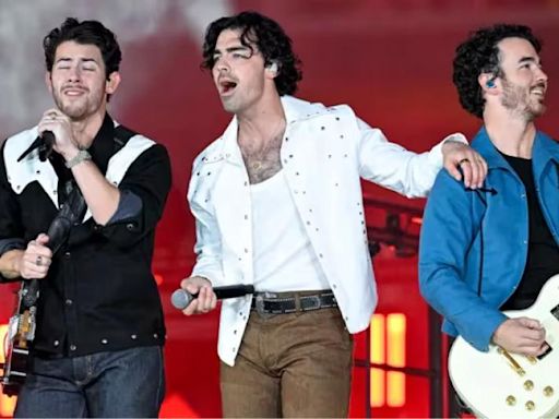 Los Jonas Brothers llegaron a Argentina y tuvieron un tierno gesto con sus seguidores