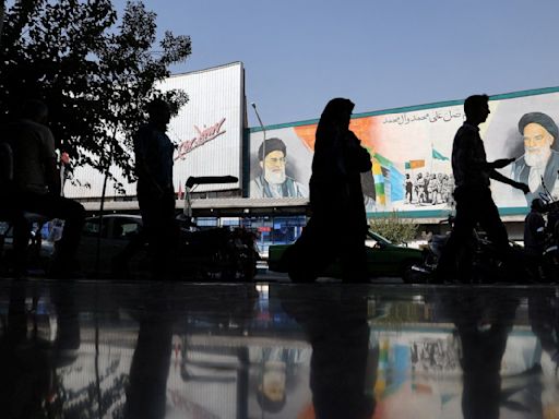 US still believes Iran has not decided to build a nuclear weapon, officials say