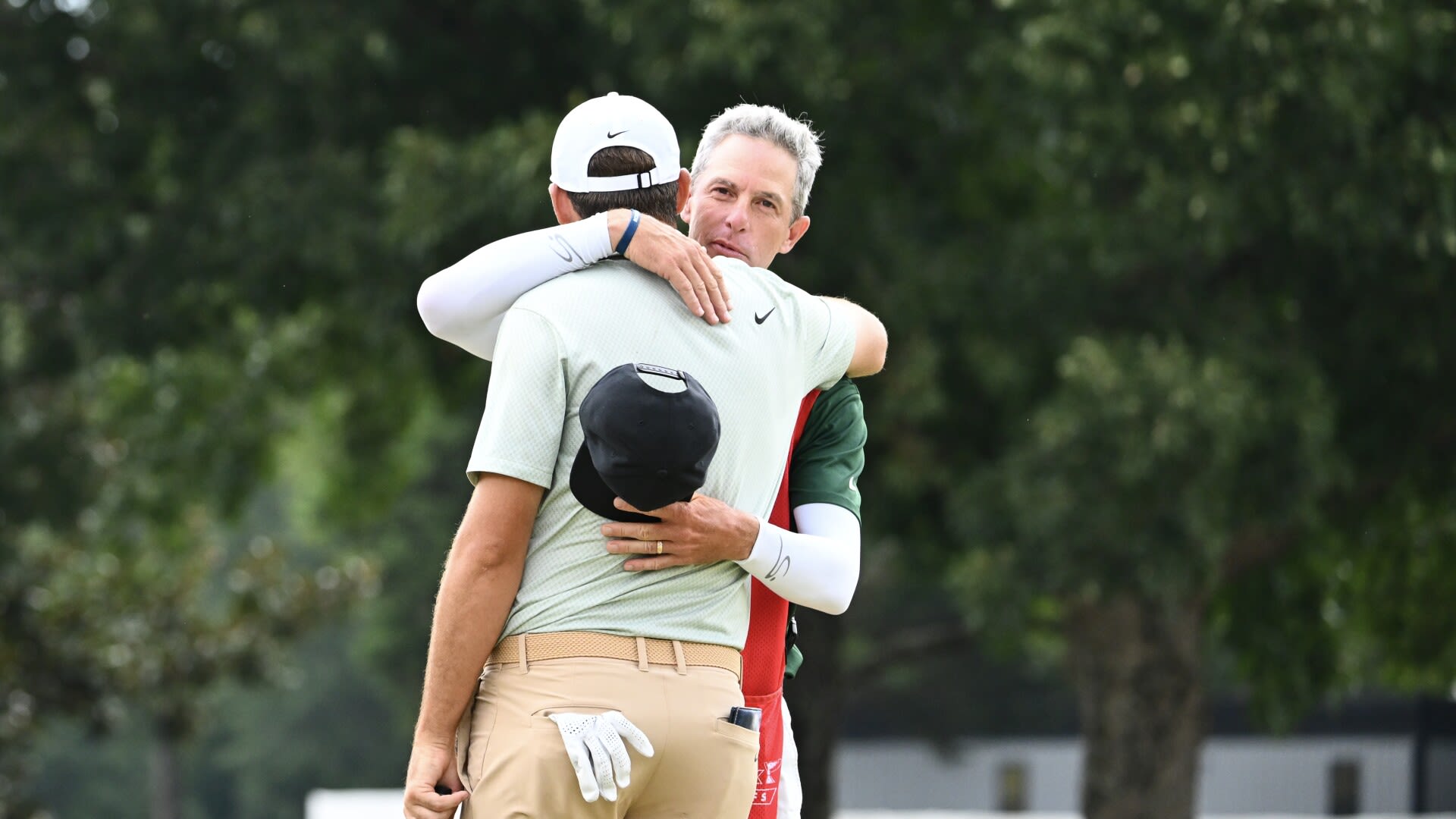 Projecting how much money Scottie Scheffler's caddie, Ted Scott, made this season