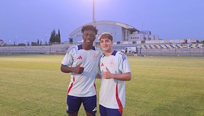 Primer match ball para La Rojita