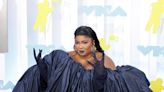 Lizzo gana un Emmy por su programa de competición para bailarinas "grandes"