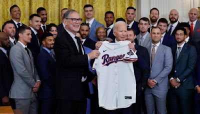 Rangers serenaded with classical version of Creed's 'Higher,' celebrating World Series title at White House