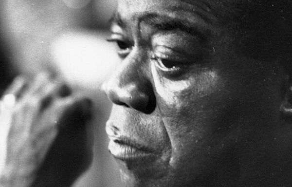 Louis Armstrong’s Serious Showmanship