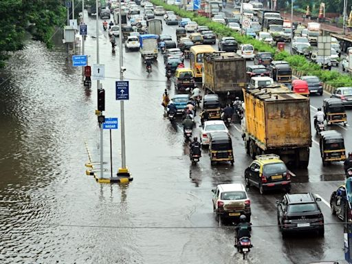 Mumbai rains: Citizens should step out of house only if necessary, holiday declared for schools on July 9, says BMC
