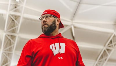 Wisconsin football shifts former star lineman into on-field coaching role