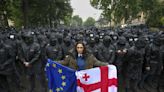 Georgia aprueba la ley de agentes extranjeros pese a las multitudinarias protestas y el rechazo de la UE