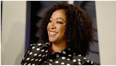 ‘Oprah Talked Her Into It’: Shonda Rhimes Shows Off Drastic Weight Loss on Magazine Cover, Faces Accusations About Her Using Ozempic