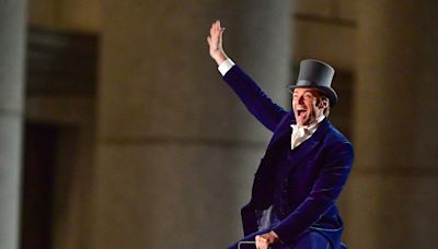 Hugh Jackman ‘Certain to Be Involved’ in Upcoming ‘Greatest Showman’ Stage Musical