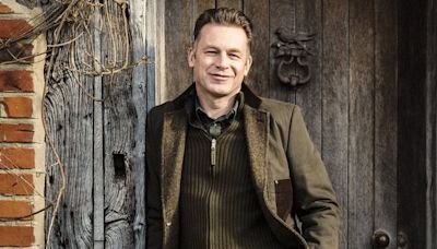 Chris Packham 'may quit' over horror footage of injured salmon