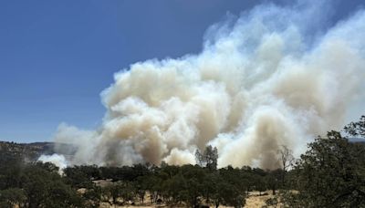 Fire near Lake Oroville spreads to more than 2,000 acres, prompts evacuations