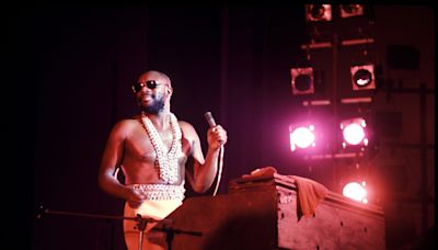 Isaac Hayes' family demands Trump stop using his song at rallies, $3M in fees