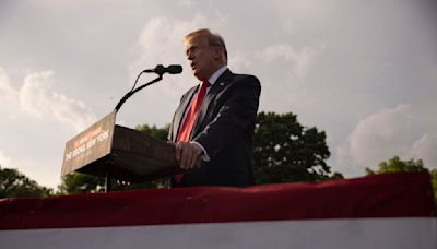 Trump realiza mitin en el barrio South Bronx para ganar votos en su ciudad natal