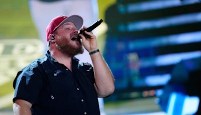 What time does Luke Combs go on stage? When to expect the singer at Paycor Stadium