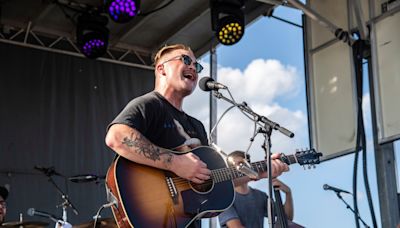 Country music singer Zach Bryan has no plans on ‘Quittin’ with Houston tour date