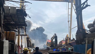 旗津造船廠工人拆船挖到油櫃引燃大火 火勢撲滅無人受傷