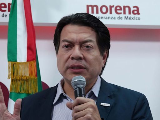 Mario Delgado llama bots a militantes críticos de Morena y pide a Sergio Mayer alinearse con sus principios
