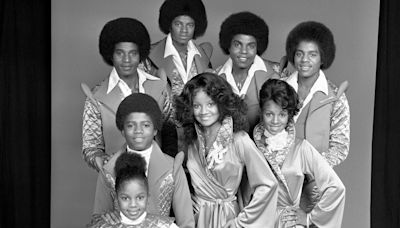 Tito Jackson's siblings: All about his brothers and sisters